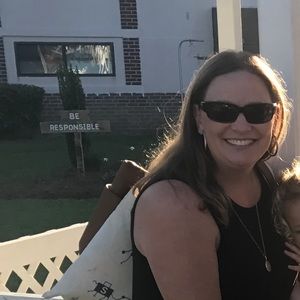 Meet your Posher, Caroline